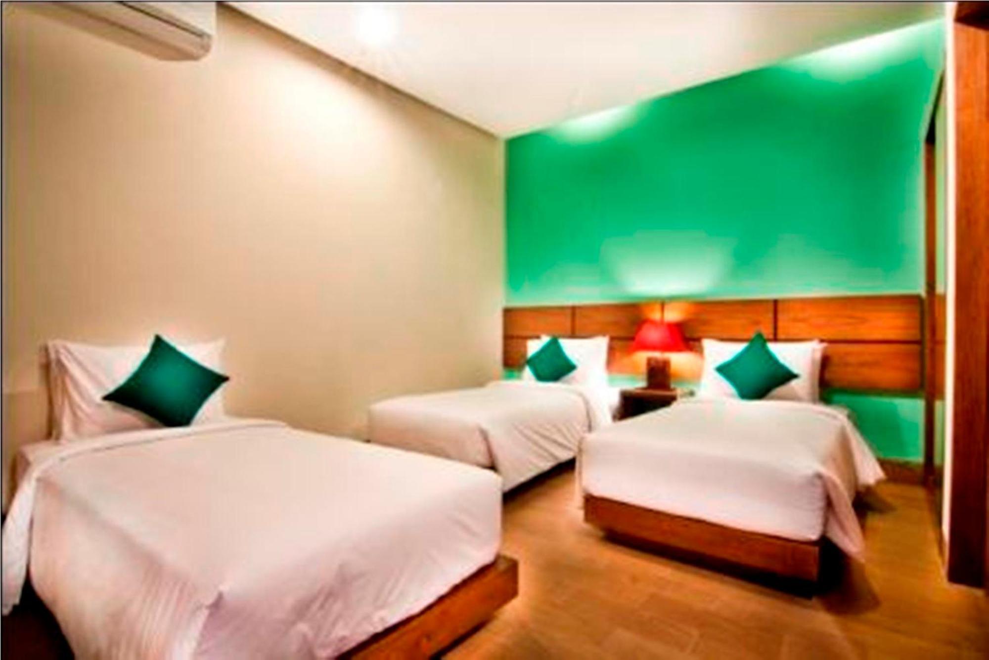 The Green Zhurga Suite Kerobokan Esterno foto
