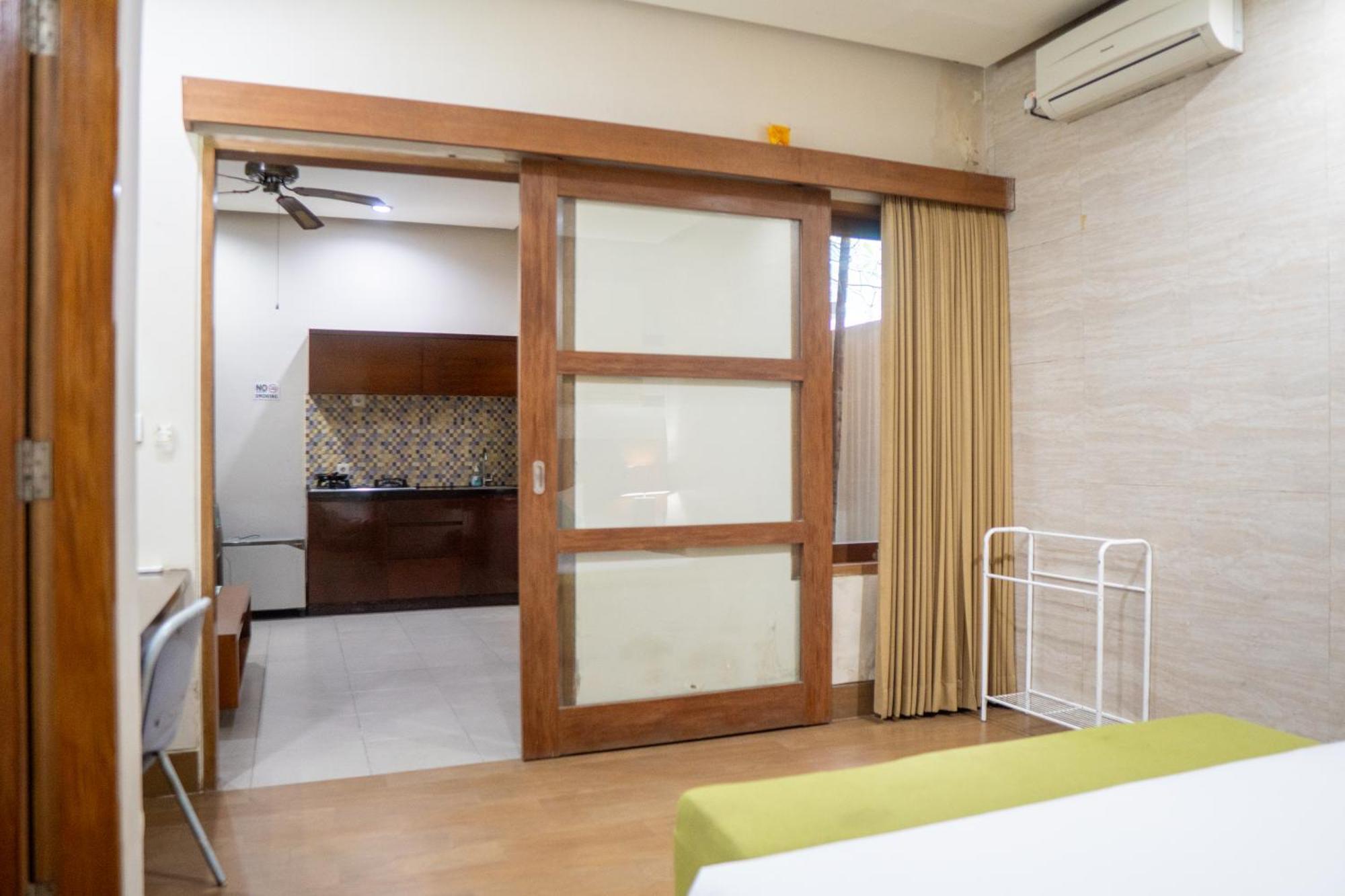 The Green Zhurga Suite Kerobokan Esterno foto