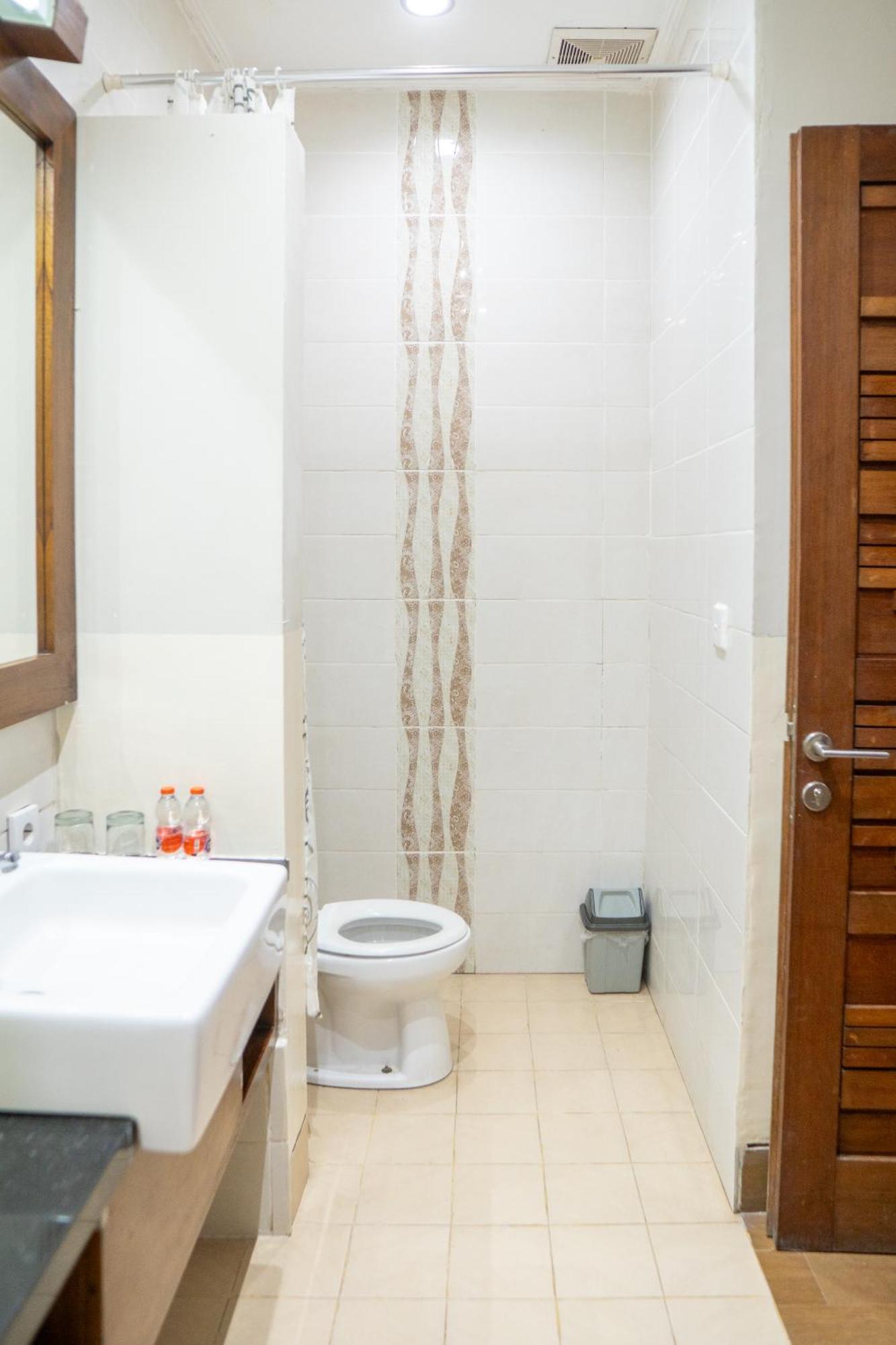 The Green Zhurga Suite Kerobokan Esterno foto